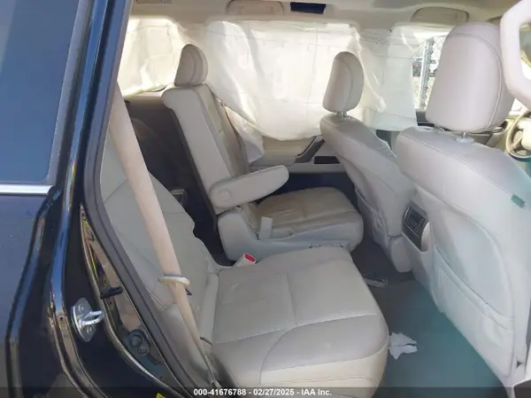 JTJBM7FX7J5197972 2018 LEXUS GX - Image 8