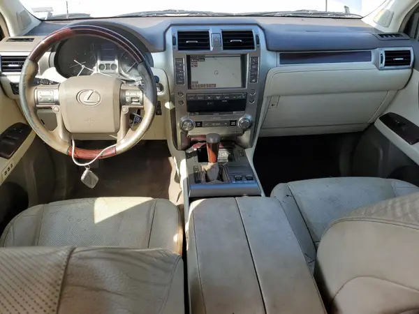 JTJBM7FX7J5207108 2018 LEXUS GX - Image 8