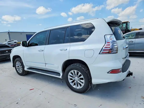 JTJBM7FX7K5219406 2019 LEXUS GX - Image 2