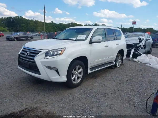 JTJBM7FX7K5228431 2019 LEXUS GX - Image 2