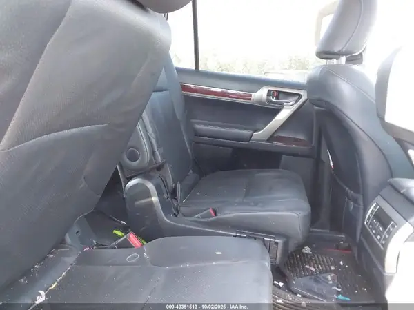 JTJBM7FX7K5234147 2019 LEXUS GX - Image 8