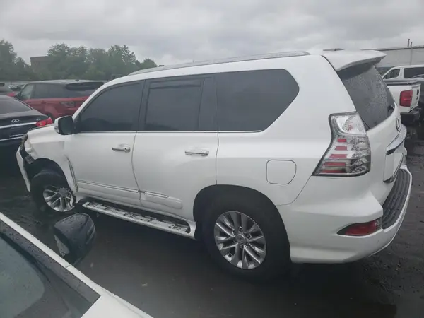 JTJBM7FX7K5235542 2019 LEXUS GX - Image 2