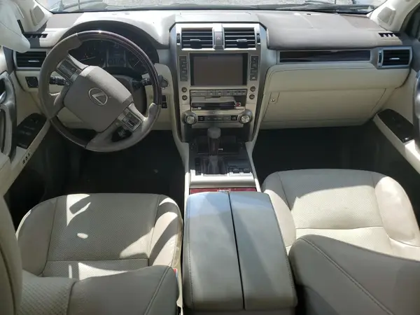 JTJBM7FX7K5235816 2019 LEXUS GX - Image 8