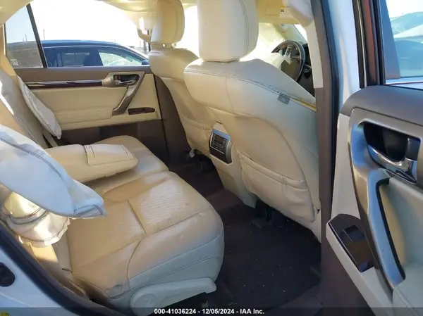 JTJBM7FX8G5145565 2016 LEXUS GX - Image 8