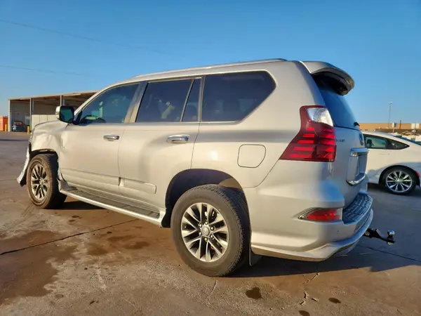 JTJBM7FX8H5153134 2017 LEXUS GX - Image 2