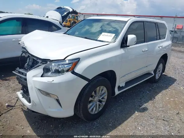 JTJBM7FX8J5186771 2018 LEXUS GX - Image 2