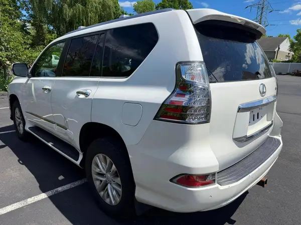 JTJBM7FX8J5186981 2018 LEXUS GX - Image 2