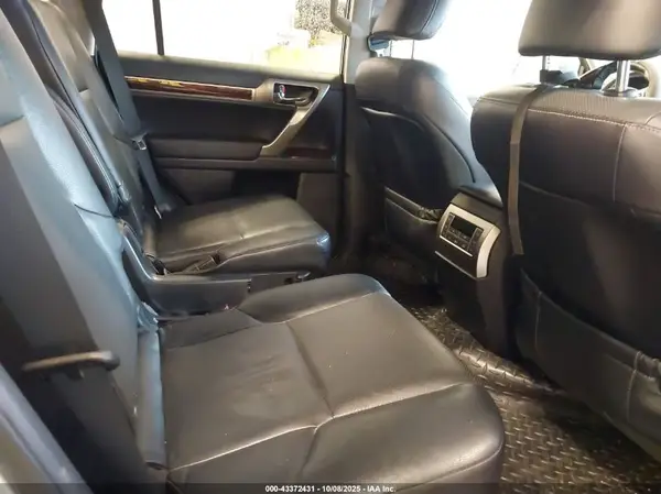 JTJBM7FX8J5188990 2018 LEXUS GX - Image 8