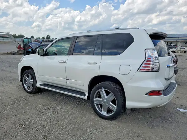 JTJBM7FX8J5192103 2018 LEXUS GX - Image 2