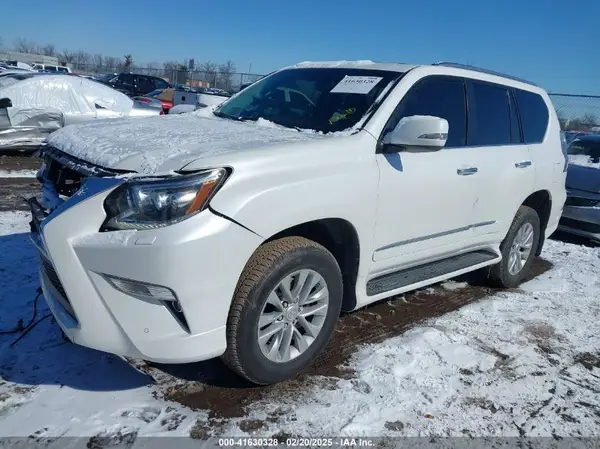 JTJBM7FX8J5192411 2018 LEXUS GX - Image 2