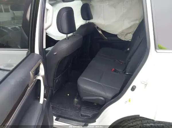 JTJBM7FX8J5205920 2018 LEXUS GX - Image 8