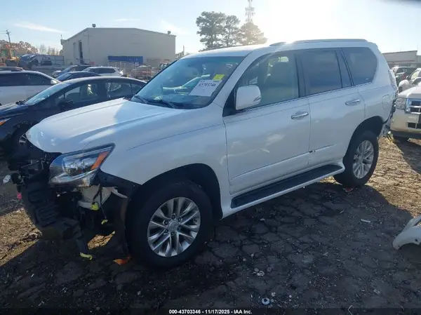 JTJBM7FX8J5207991 2018 LEXUS GX - Image 2
