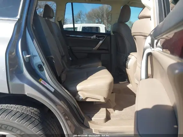 JTJBM7FX8K5215963 2019 LEXUS GX - Image 8
