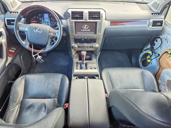 JTJBM7FX8K5219365 2019 LEXUS GX - Image 8