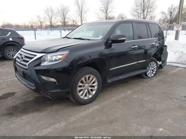 JTJBM7FX8K5224050 2019 LEXUS GX - Image 2