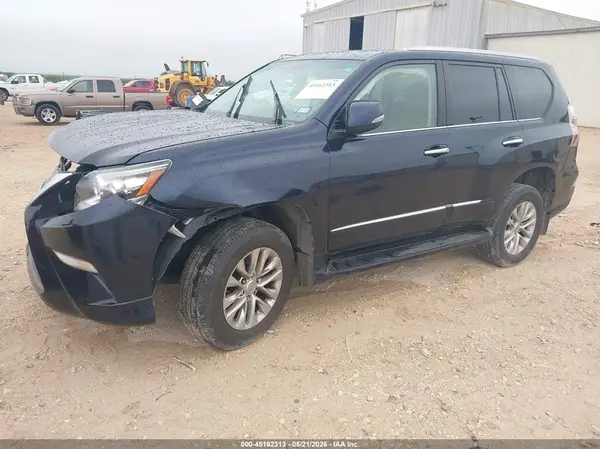 JTJBM7FX8K5225537 2019 LEXUS GX - Image 2