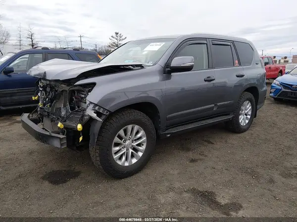 JTJBM7FX8K5226610 2019 LEXUS GX - Image 2