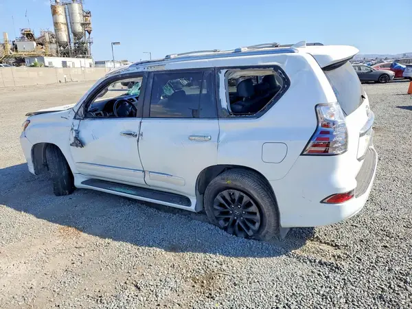 JTJBM7FX9G5131044 2016 LEXUS GX - Image 2