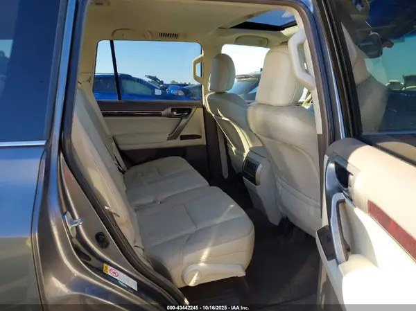 JTJBM7FX9G5139662 2016 LEXUS GX - Image 8