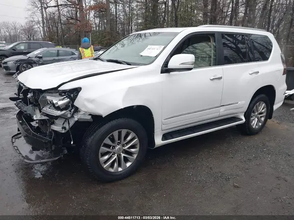 JTJBM7FX9G5148619 2016 LEXUS GX - Image 2