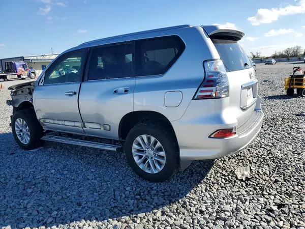 JTJBM7FX9J5190957 2018 LEXUS GX - Image 2