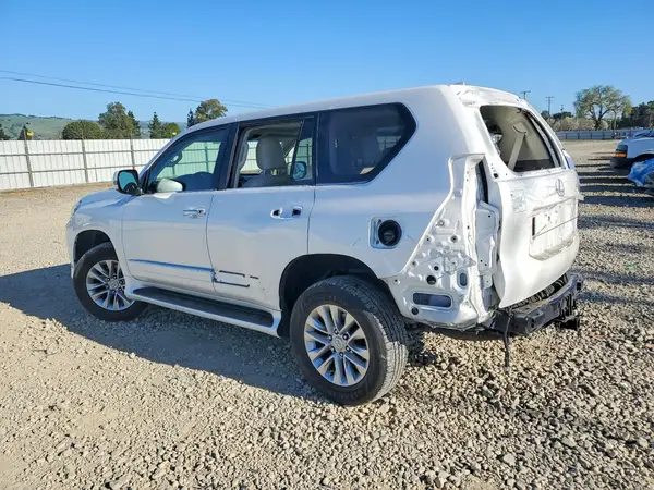 JTJBM7FX9J5205134 2018 LEXUS GX - Image 2