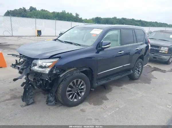 JTJBM7FX9J5205621 2018 LEXUS GX - Image 2