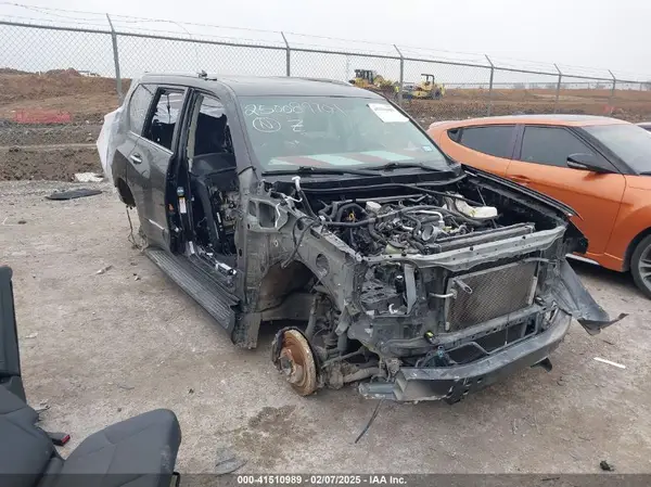 JTJBM7FX9K5218192 2019 LEXUS GX - Image 1