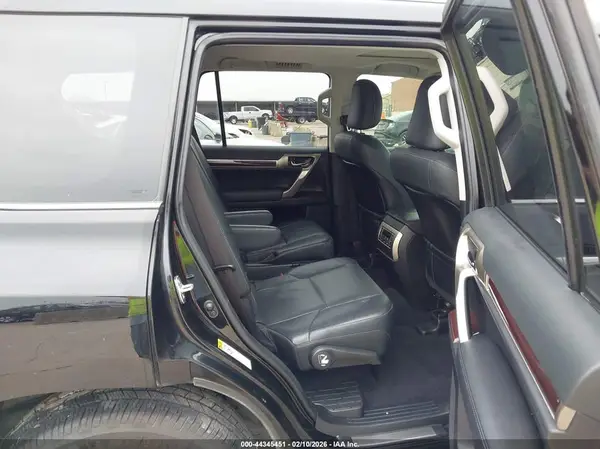 JTJBM7FX9K5222565 2019 LEXUS GX - Image 8