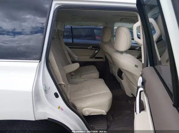 JTJBM7FX9K5231234 2019 LEXUS GX - Image 8
