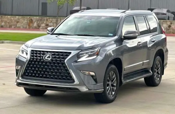 JTJBM7FX9K5231847 2019 LEXUS GX - Image 2