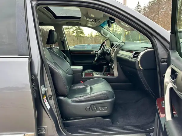 JTJBM7FXXG5124538 2016 LEXUS GX - Image 8