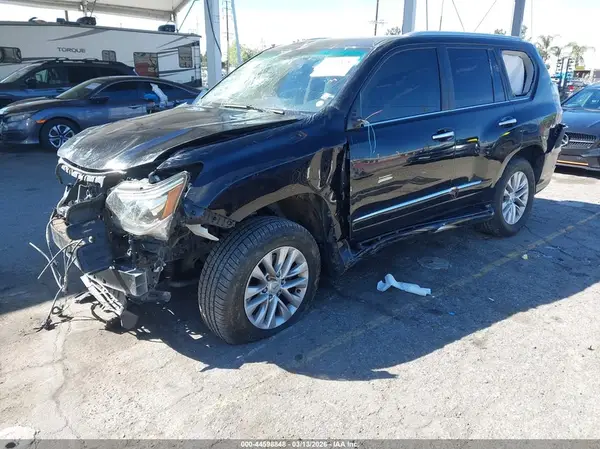 JTJBM7FXXG5133370 2016 LEXUS GX - Image 2