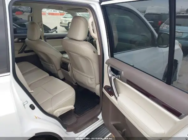 JTJBM7FXXG5146846 2016 LEXUS GX - Image 8