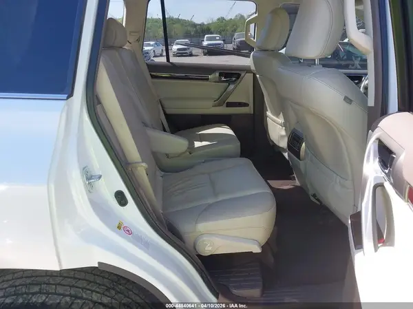 JTJBM7FXXH5161171 2017 LEXUS GX - Image 8