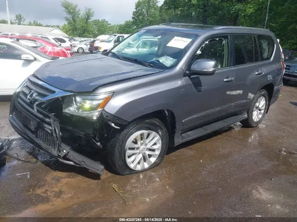 JTJBM7FXXJ5189056 2018 LEXUS GX - Image 2