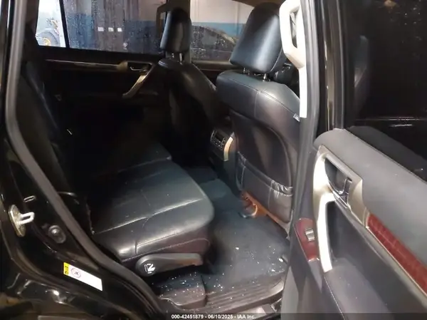 JTJBM7FXXJ5190675 2018 LEXUS GX - Image 8