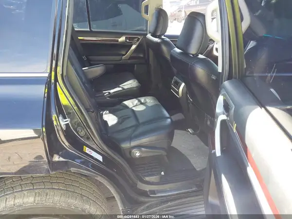 JTJBM7FXXJ5192121 2018 LEXUS GX - Image 8