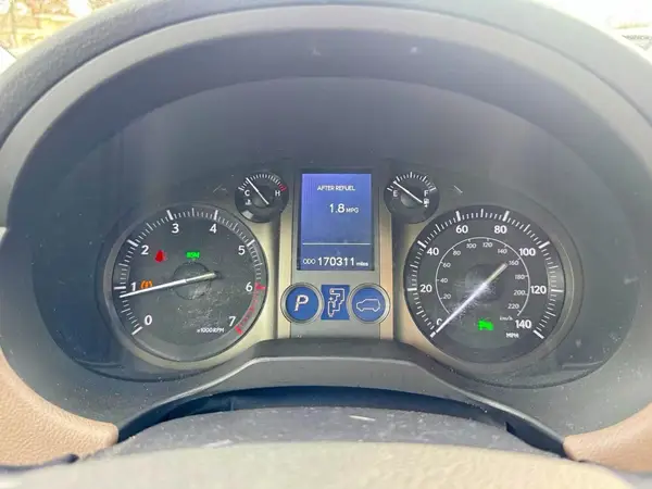 JTJBM7FXXJ5192166 2018 LEXUS GX - Image 8