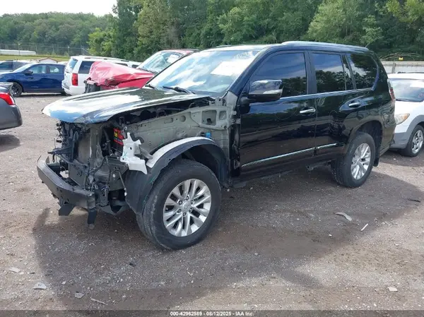 JTJBM7FXXJ5199893 2018 LEXUS GX - Image 2