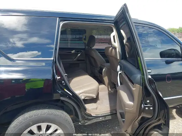 JTJBM7FXXJ5199893 2018 LEXUS GX - Image 8