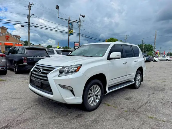 JTJBM7FXXK5215365 2019 LEXUS GX - Image 2
