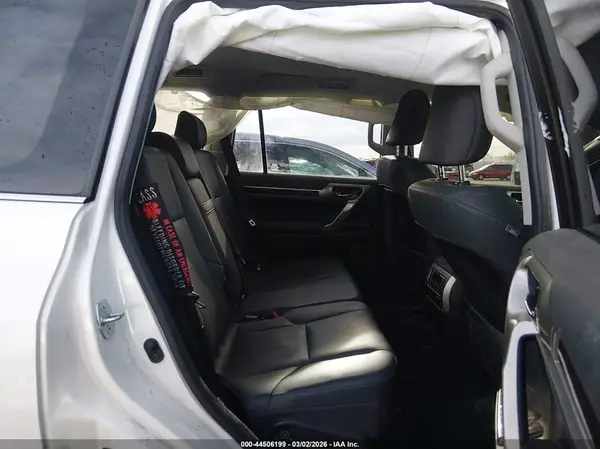 JTJBM7FXXK5217035 2019 LEXUS GX - Image 8