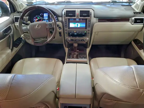 JTJBM7FXXK5219514 2019 LEXUS GX - Image 8
