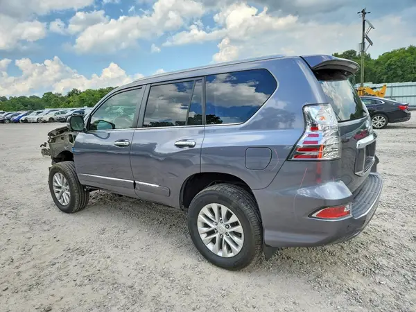 JTJBM7FXXK5220324 2019 LEXUS GX - Image 2