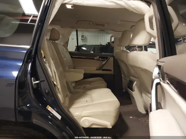 JTJBM7FXXK5224065 2019 LEXUS GX - Image 8