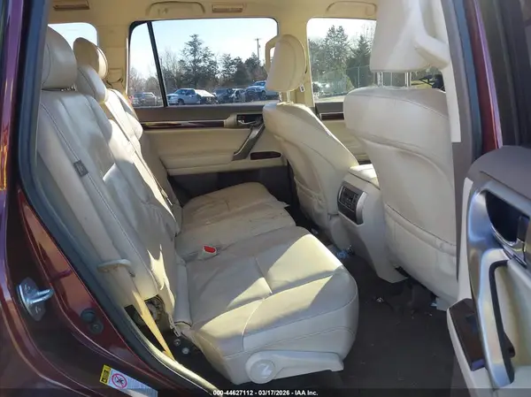 JTJBM7FXXK5227628 2019 LEXUS GX - Image 8