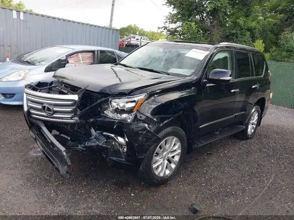 JTJBM7FXXK5235809 2019 LEXUS GX - Image 2