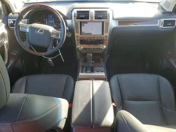 JTJBM7FXXK5240668 2019 LEXUS GX - Image 8