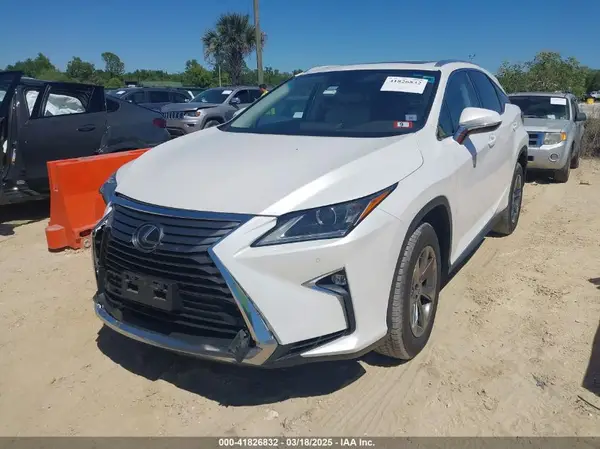 JTJBZMCA0J2035439 2018 LEXUS RX - Image 2